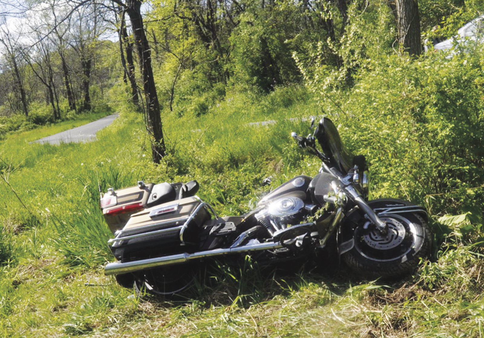 Police: Driver hurt in motorcycle crash